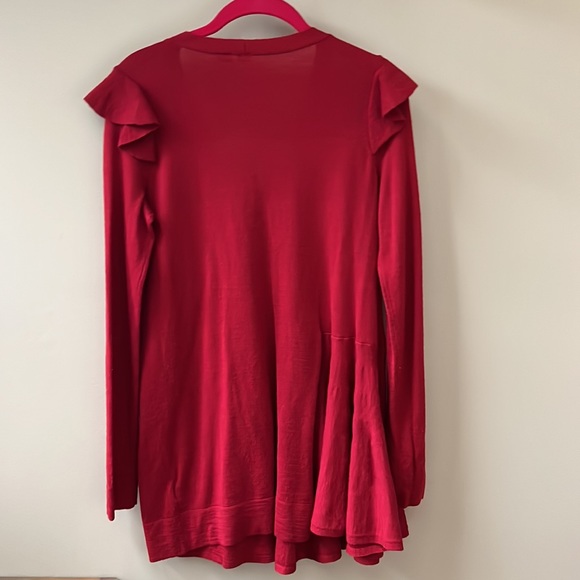 Adorable red ruffle long sweater Anthropologie - Picture 3 of 3